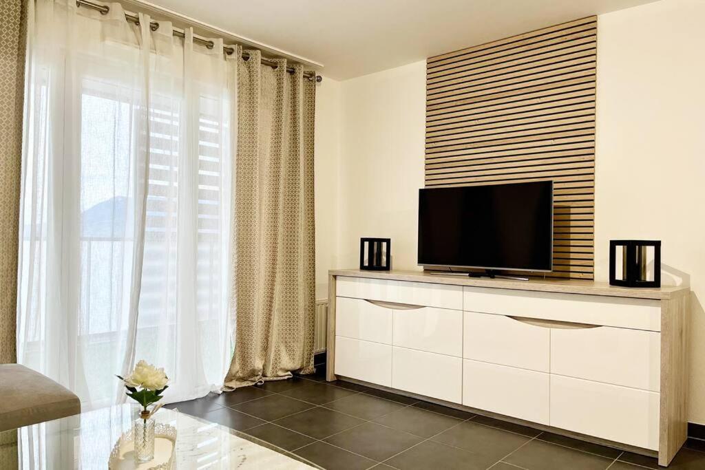 Appartement T2 Vue Panoramique Sur Annecy Seynod Exteriér fotografie